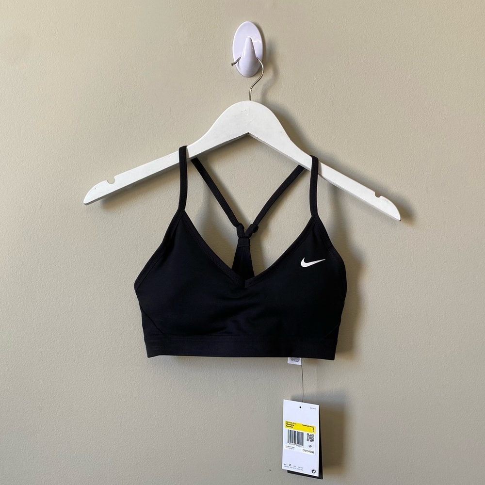 black nike indy sports bra